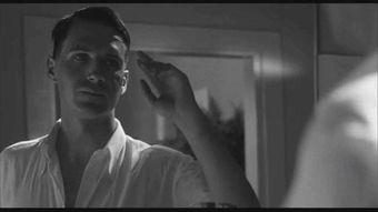 辛德勒的名单阿蒙演员,罪恶与救赎的复杂角色  第2张