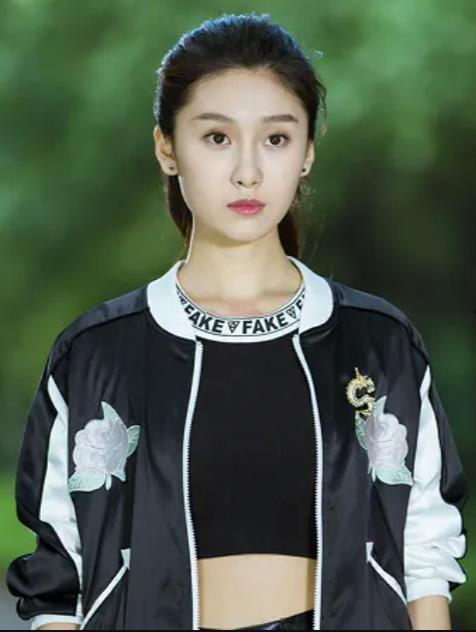 尹秀图片,探寻东方美学的独特魅力