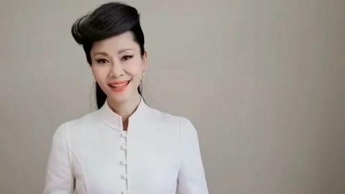 电影演员张凯丽简历,从舞台到荧屏，演绎人生百态的影视巨星  第2张