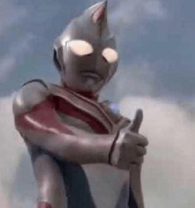 网红姗姗打奥特曼视频,搞笑视频引网友热议  第2张