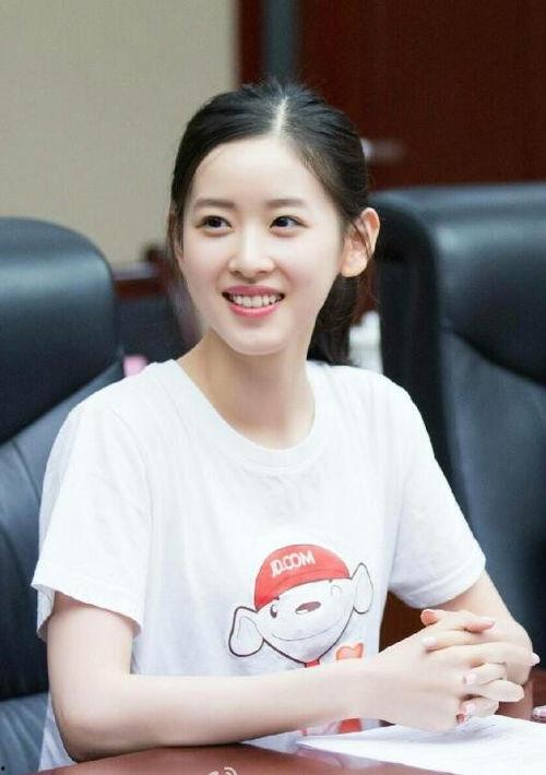 章泽天个人资料,奶茶妹妹的蜕变之路  第3张